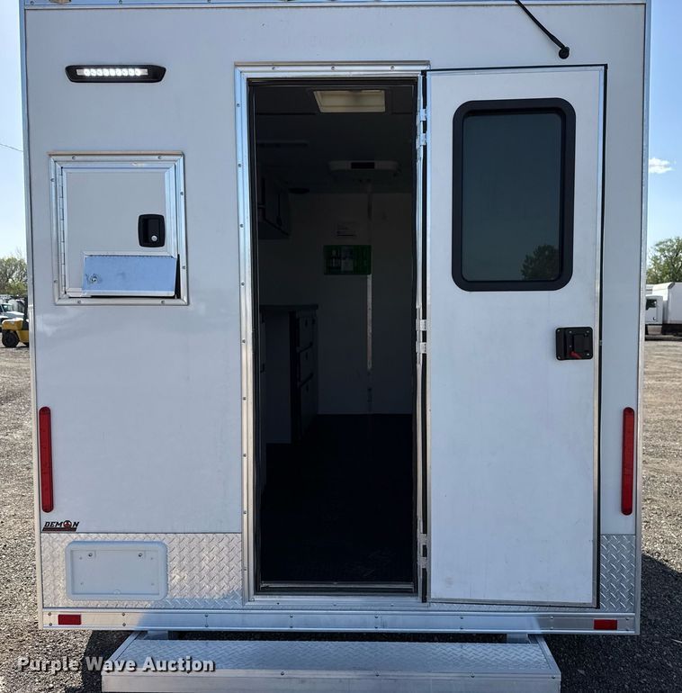 image for item EG5746 2022 InTech Trailers fiber optic splicing trailer