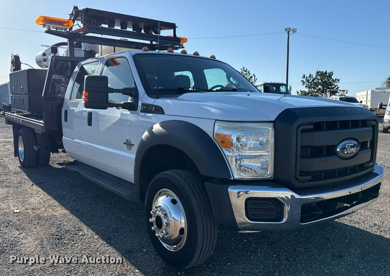 image for item EG5747 2011 Ford F550 Super Duty Crew Cab flatbed pickup truck