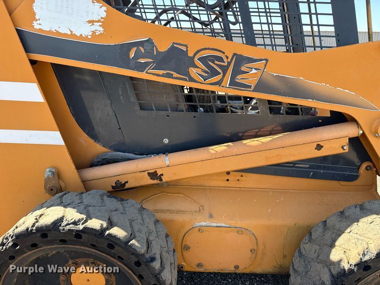 image for item EG5752 2004 Case 95XT skid steer loader