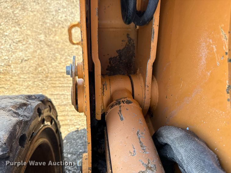 image for item EG5752 2004 Case 95XT skid steer loader