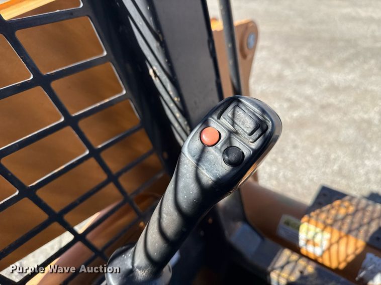 image for item EG5752 2004 Case 95XT skid steer loader