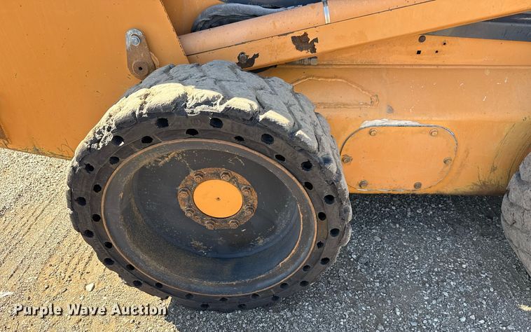 image for item EG5752 2004 Case 95XT skid steer loader