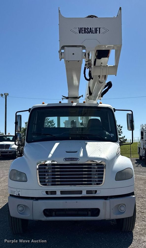 image for item EG5753 2009 Freightliner Business Class M2 bucket truck