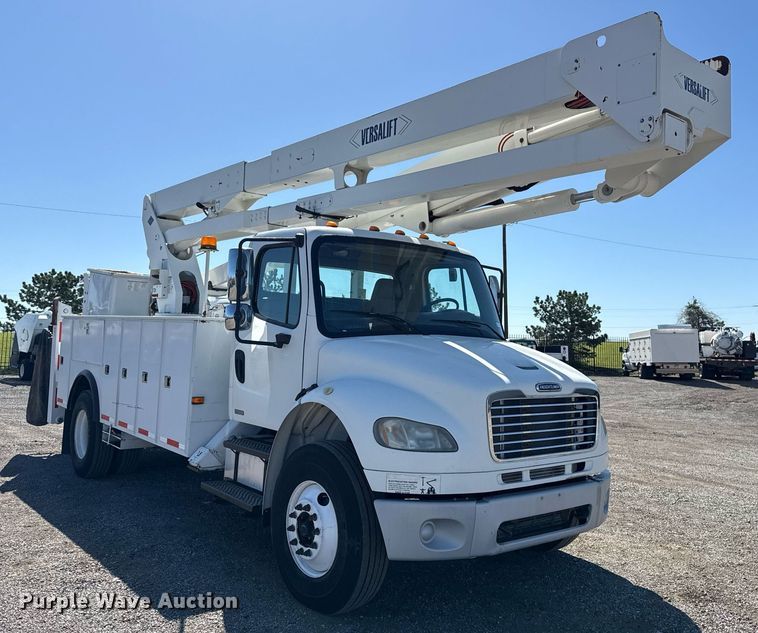 image for item EG5753 2009 Freightliner Business Class M2 bucket truck