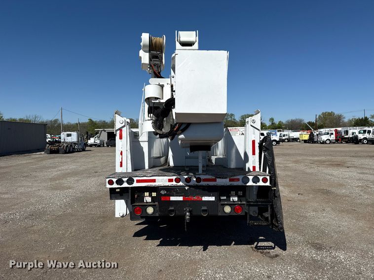 image for item EG5753 2009 Freightliner Business Class M2 bucket truck