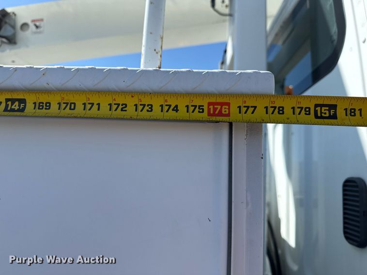 image for item EG5753 2009 Freightliner Business Class M2 bucket truck