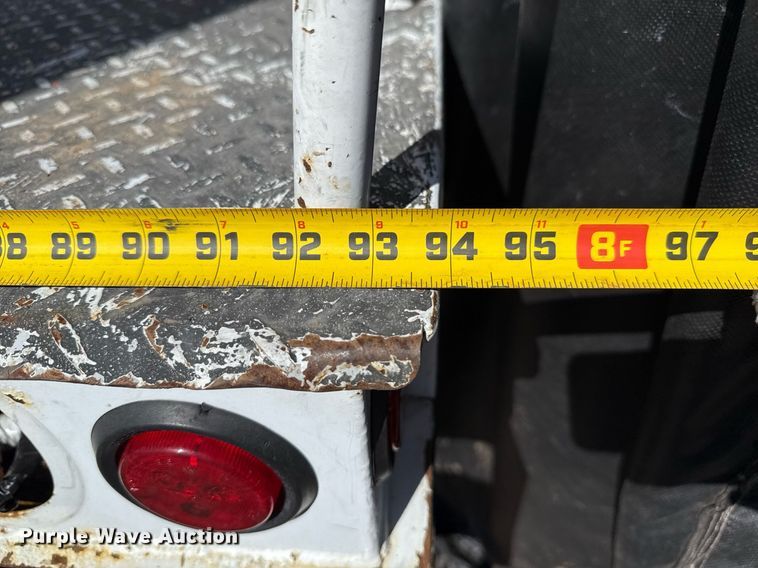 image for item EG5753 2009 Freightliner Business Class M2 bucket truck