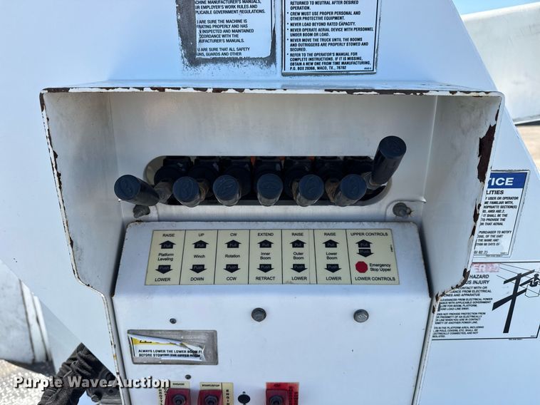 image for item EG5753 2009 Freightliner Business Class M2 bucket truck