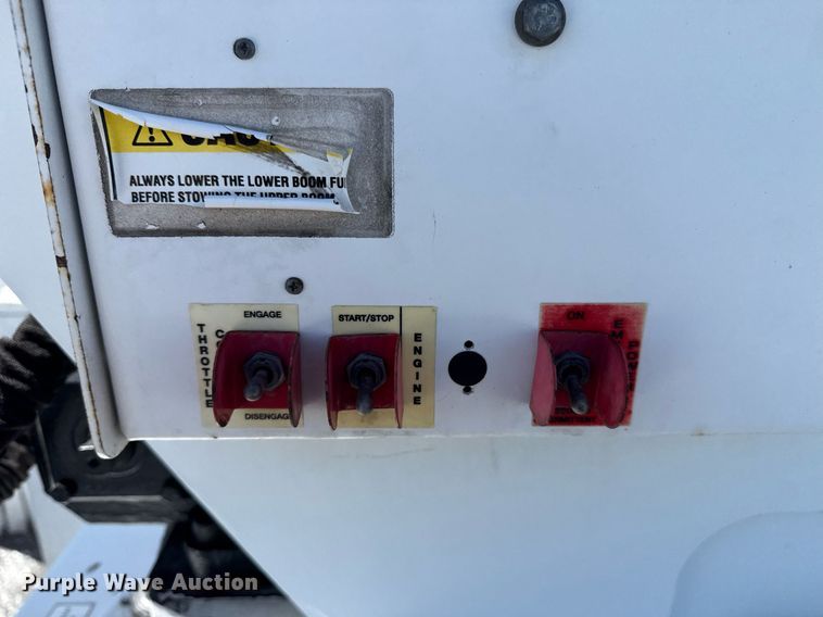 image for item EG5753 2009 Freightliner Business Class M2 bucket truck