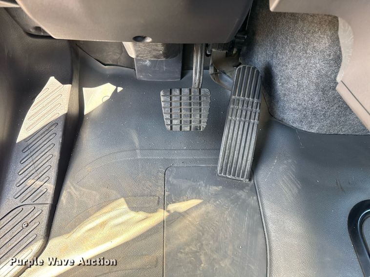 image for item EG5753 2009 Freightliner Business Class M2 bucket truck