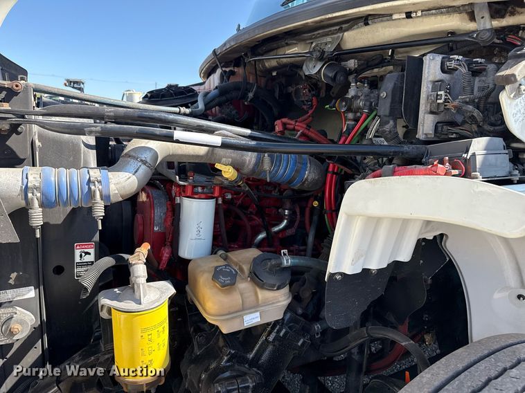 image for item EG5753 2009 Freightliner Business Class M2 bucket truck