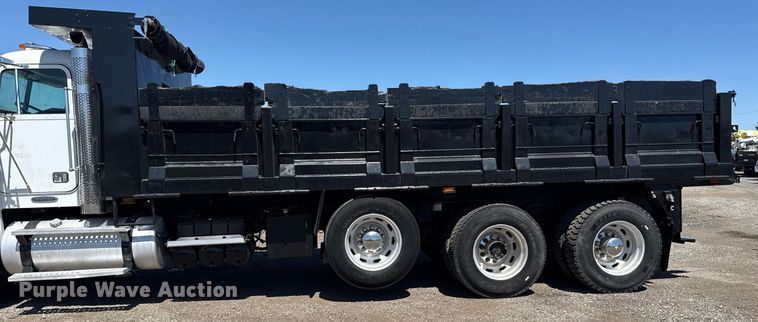 image for item EG5755 2008 Freightliner FLD120 dump truck