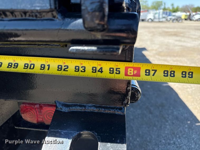 image for item EG5755 2008 Freightliner FLD120 dump truck