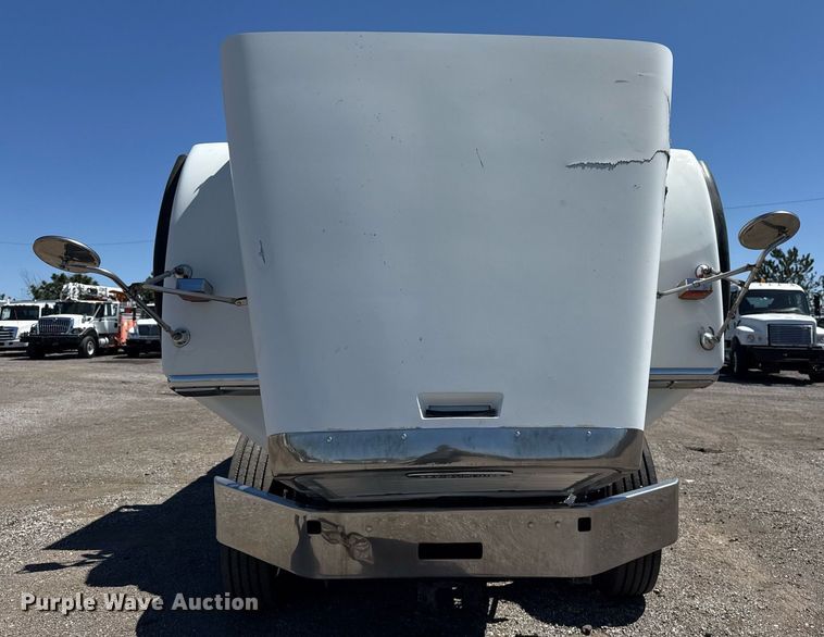 image for item EG5755 2008 Freightliner FLD120 dump truck