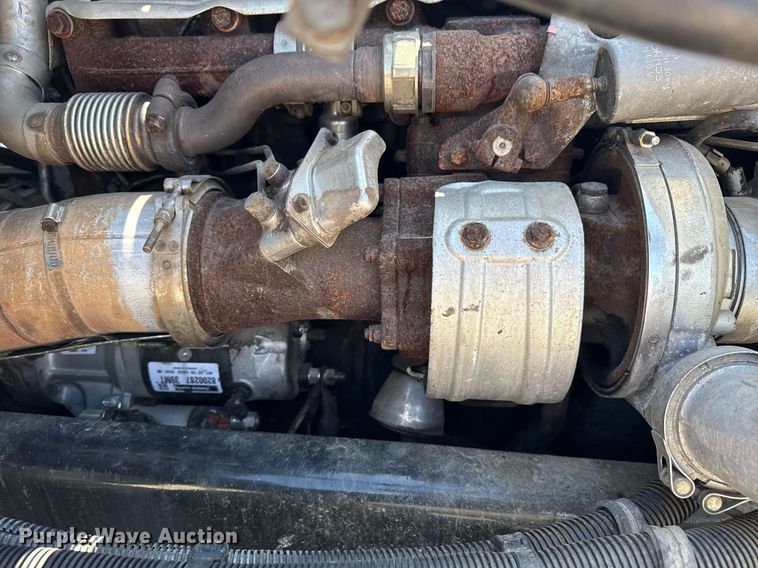 image for item EG5755 2008 Freightliner FLD120 dump truck