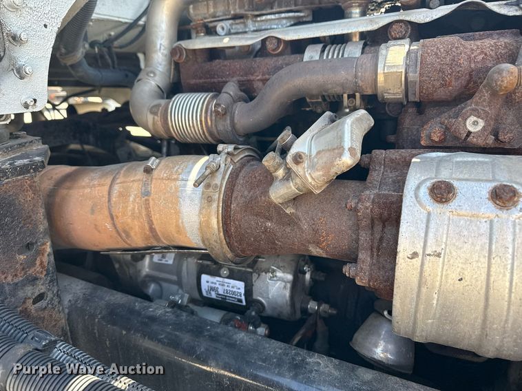 image for item EG5755 2008 Freightliner FLD120 dump truck