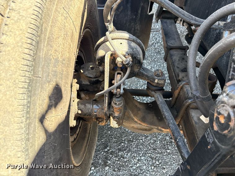 image for item EG5755 2008 Freightliner FLD120 dump truck