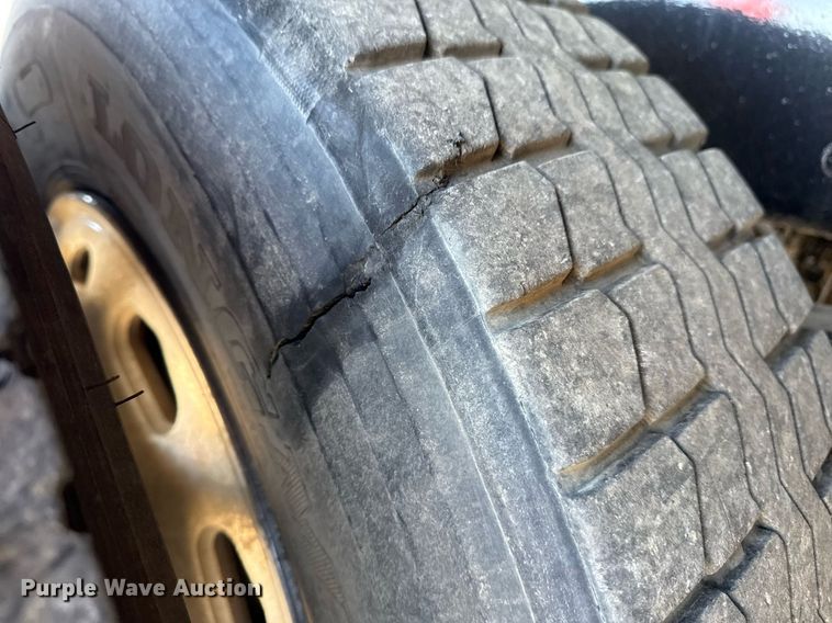 image for item EG5755 2008 Freightliner FLD120 dump truck