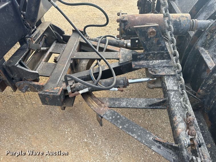 image for item EG6209 1993 International 4900 dump truck