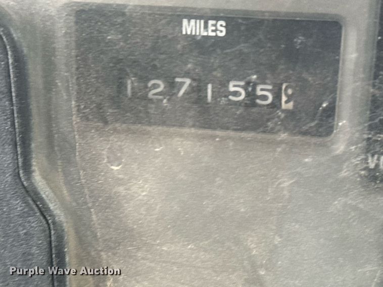 image for item EG6209 1993 International 4900 dump truck