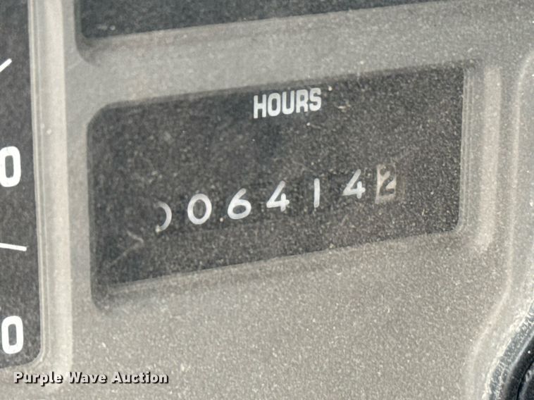 image for item EG6209 1993 International 4900 dump truck