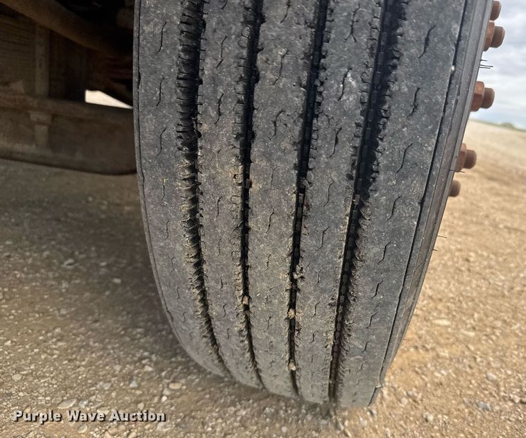 image for item EG6209 1993 International 4900 dump truck