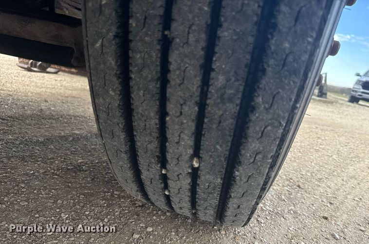 image for item EG6209 1993 International 4900 dump truck