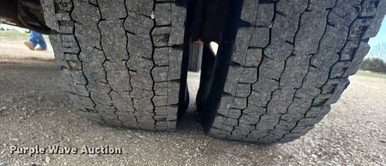 image for item EG6209 1993 International 4900 dump truck