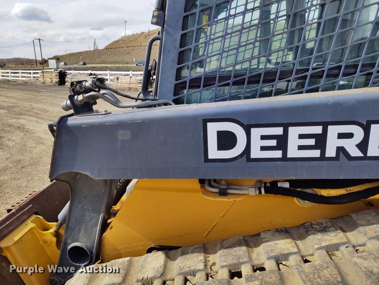 image for item EH0235 2012 John Deere 323D tracked skid steer loader