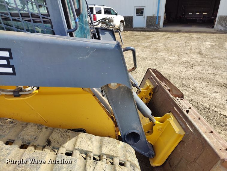 image for item EH0235 2012 John Deere 323D tracked skid steer loader
