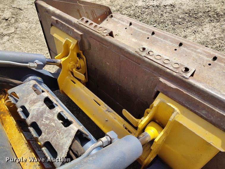 image for item EH0235 2012 John Deere 323D tracked skid steer loader