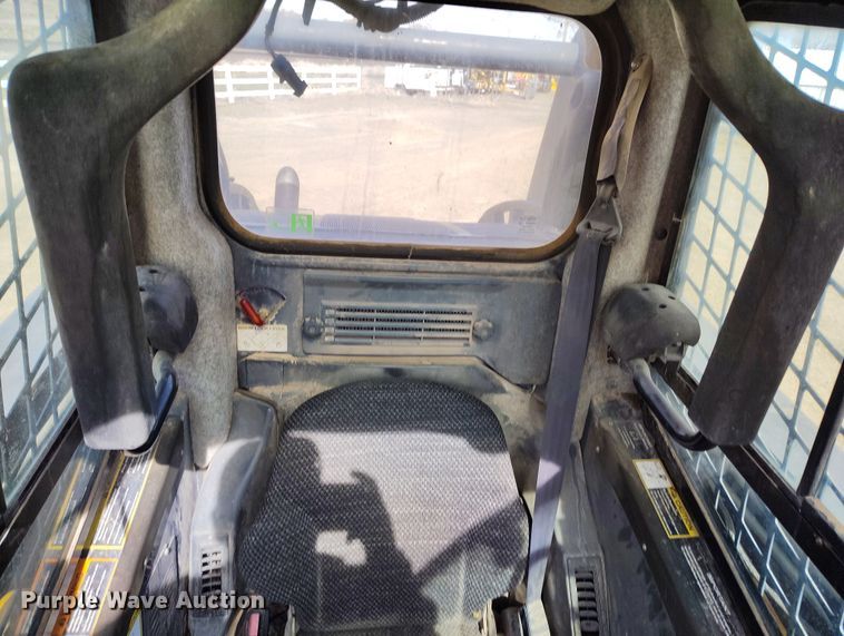 image for item EH0235 2012 John Deere 323D tracked skid steer loader