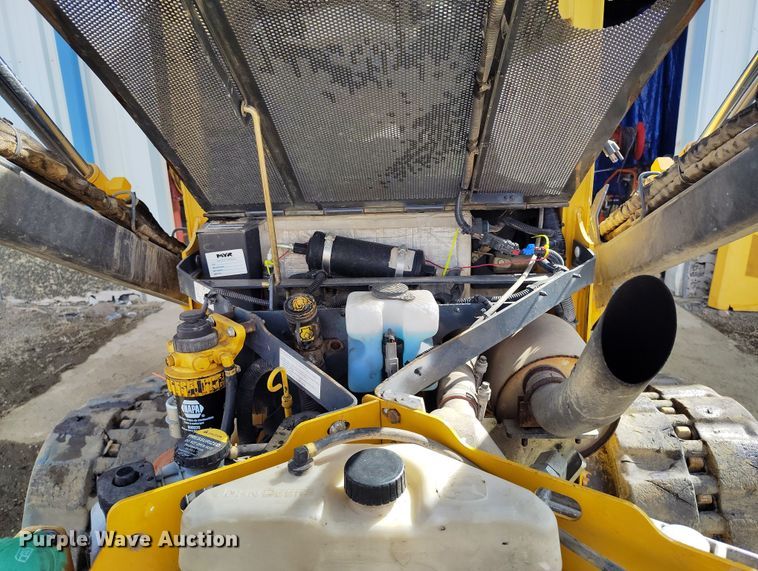 image for item EH0235 2012 John Deere 323D tracked skid steer loader