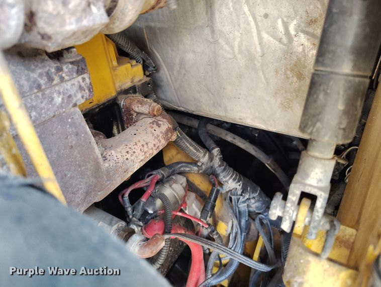 image for item EH0235 2012 John Deere 323D tracked skid steer loader