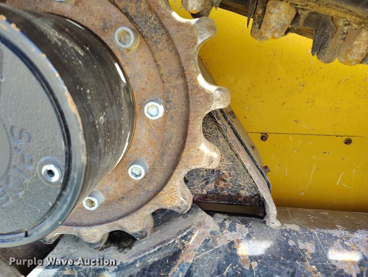 image for item EH0235 2012 John Deere 323D tracked skid steer loader