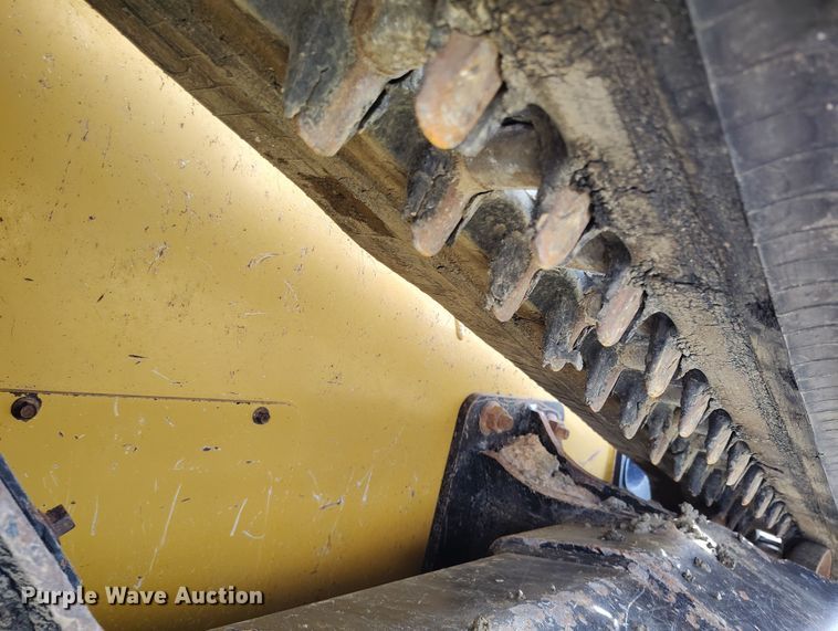 image for item EH0235 2012 John Deere 323D tracked skid steer loader