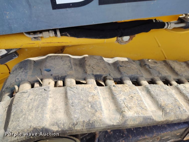 image for item EH0235 2012 John Deere 323D tracked skid steer loader