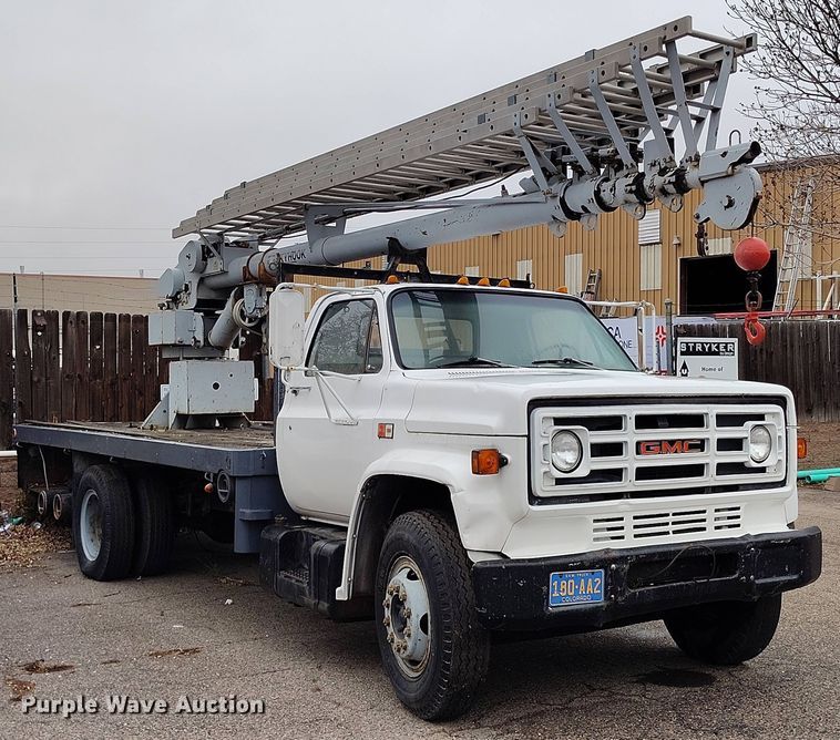 image for item EH0280 1983 GMC C6000 crane truck
