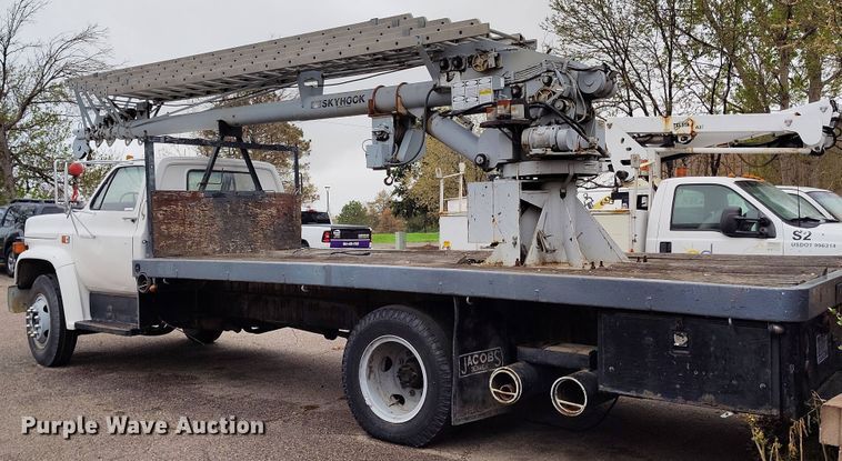 image for item EH0280 1983 GMC C6000 crane truck