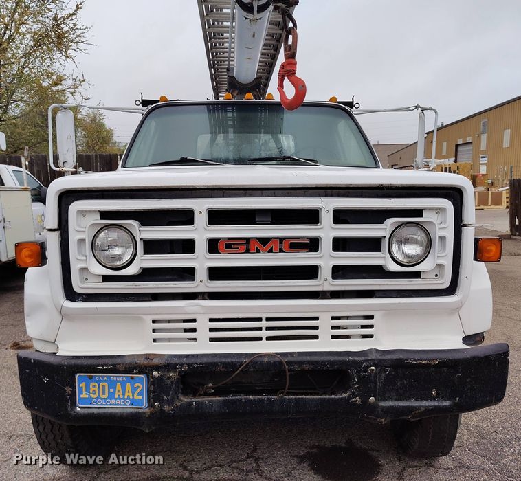 image for item EH0280 1983 GMC C6000 crane truck