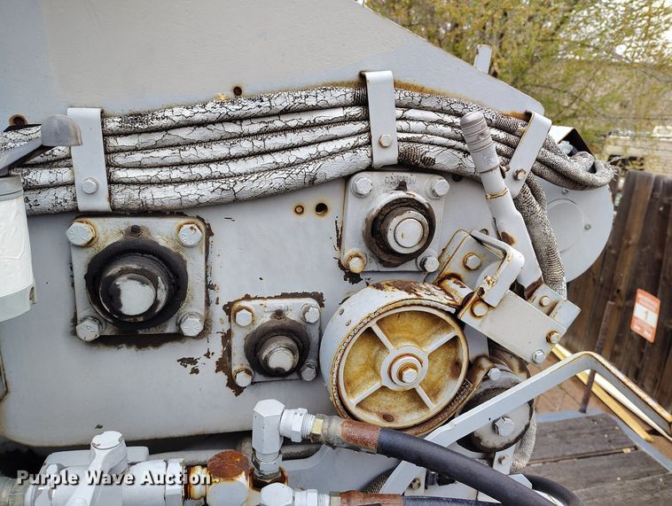 image for item EH0280 1983 GMC C6000 crane truck