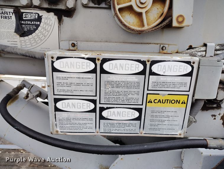 image for item EH0280 1983 GMC C6000 crane truck