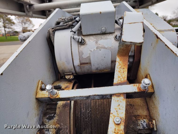 image for item EH0280 1983 GMC C6000 crane truck