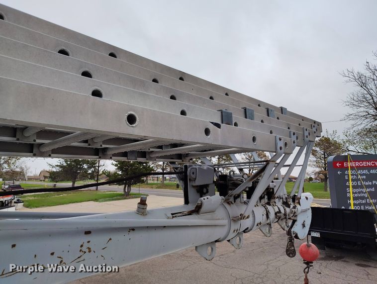 image for item EH0280 1983 GMC C6000 crane truck