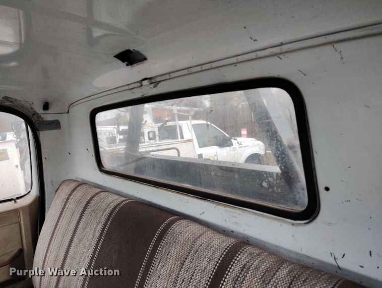 image for item EH0280 1983 GMC C6000 crane truck