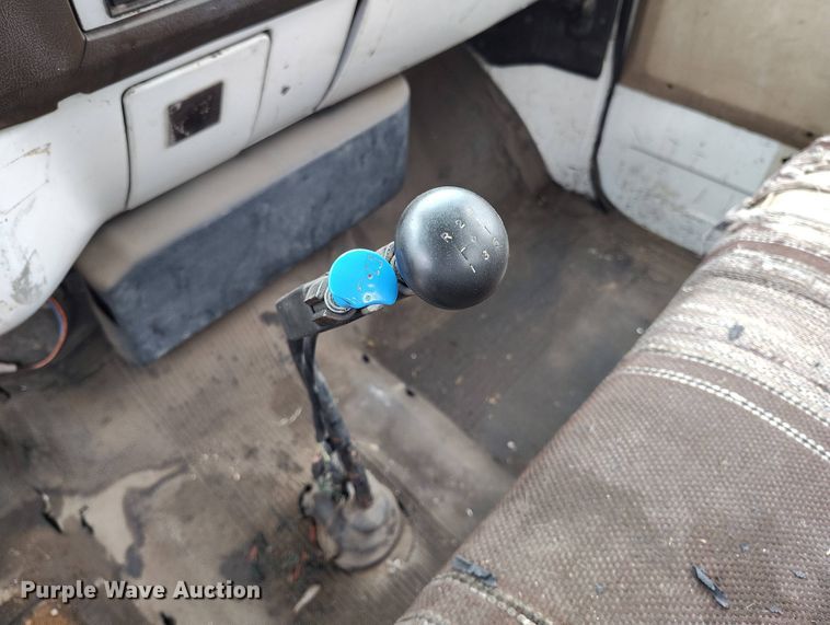 image for item EH0280 1983 GMC C6000 crane truck