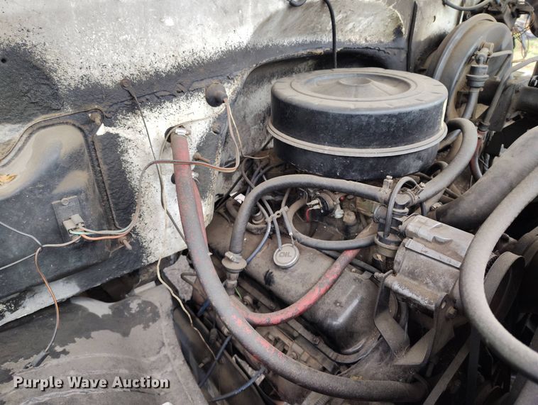 image for item EH0280 1983 GMC C6000 crane truck