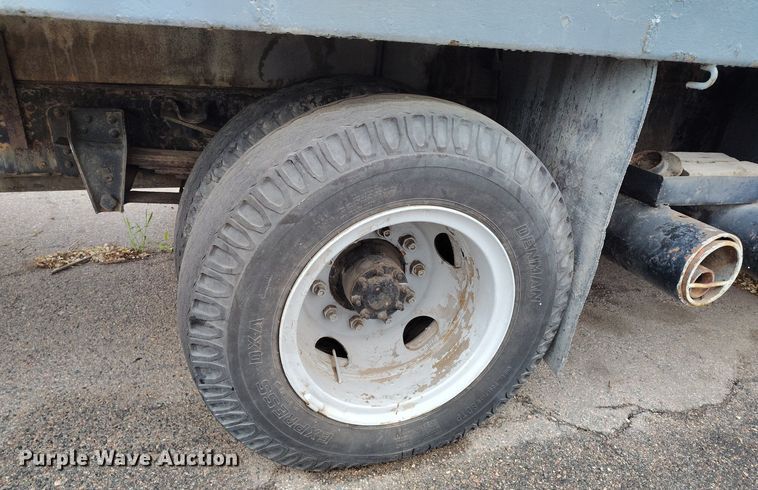 image for item EH0280 1983 GMC C6000 crane truck