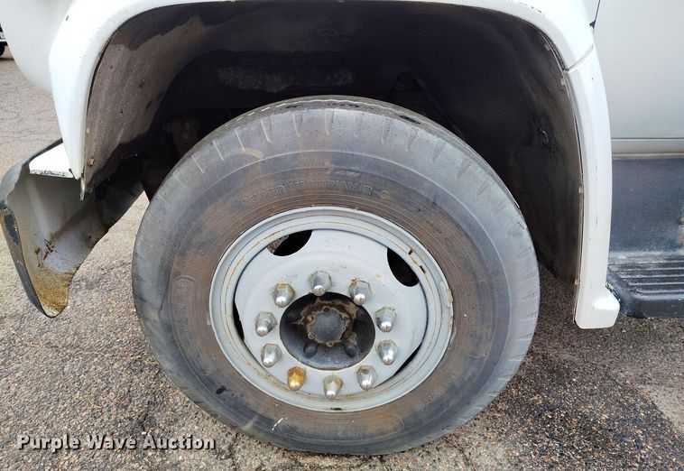 image for item EH0280 1983 GMC C6000 crane truck