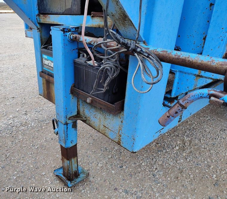 image for item EH0282 1999 Shop built dump trailer